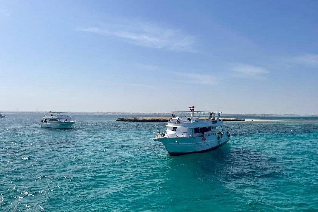 Aden Island Experience