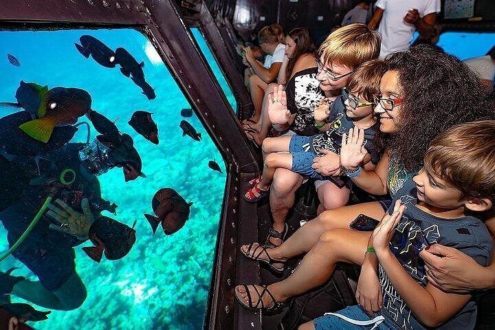 Sea Scope Submarine – Panorama Coral Reef Viewing & Snorkeling